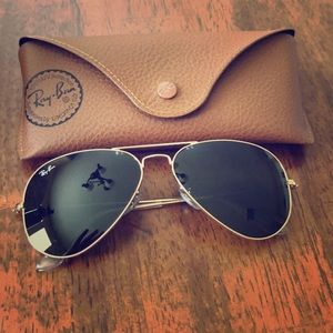 NWOT Ray Ban black Aviators